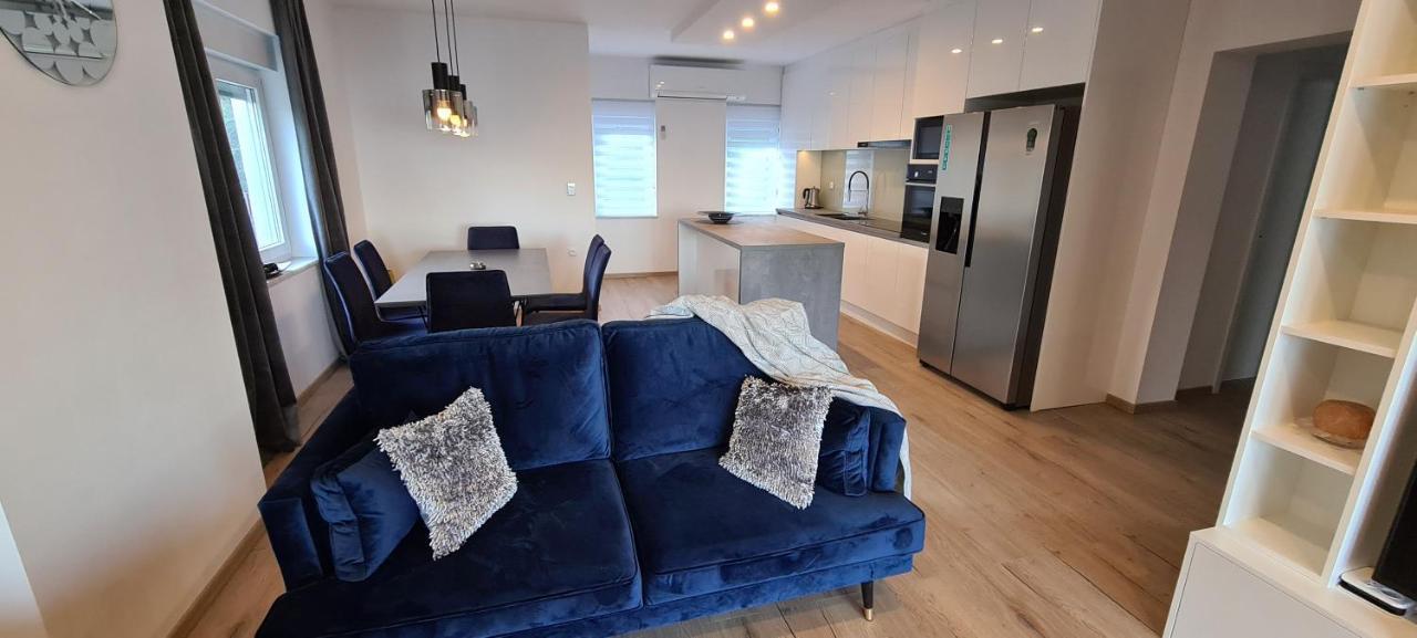 Luxury Apartment Isabel Volosko Exterior photo